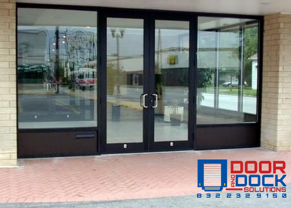 4 reasons to upgrade your commercial doors