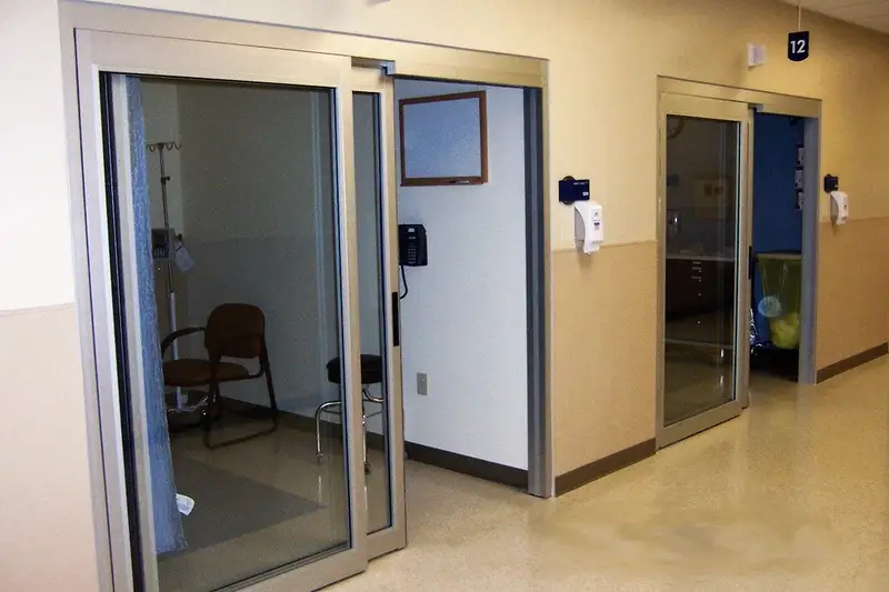 manual-icu-and-ccu-doors