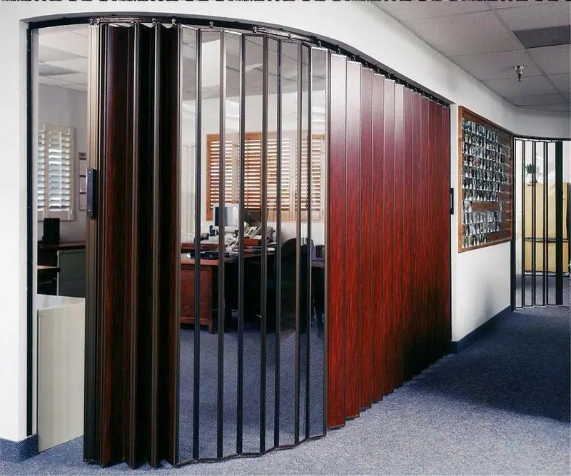 side-coiling-accordion-grilles-img